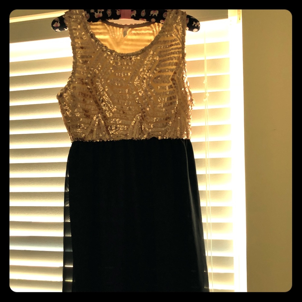 Pink blush maternity formal